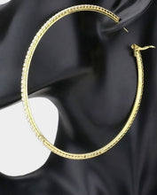 Load image into Gallery viewer, Lupe Hoop Earrings
